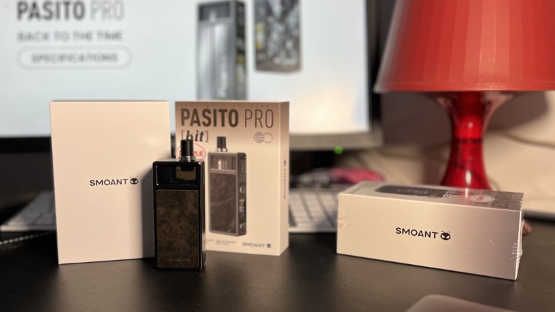 La novità Smoant, ecco Pasito Pro la pod mod con batteria da 1500 mAh e schermo a colori TFT